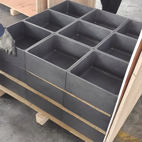 A graphite electrode with large diameter.