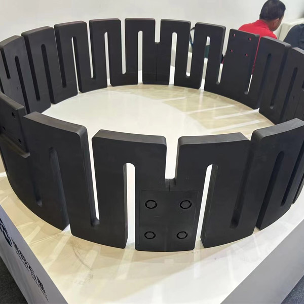 A graphite electrode with large diameter.