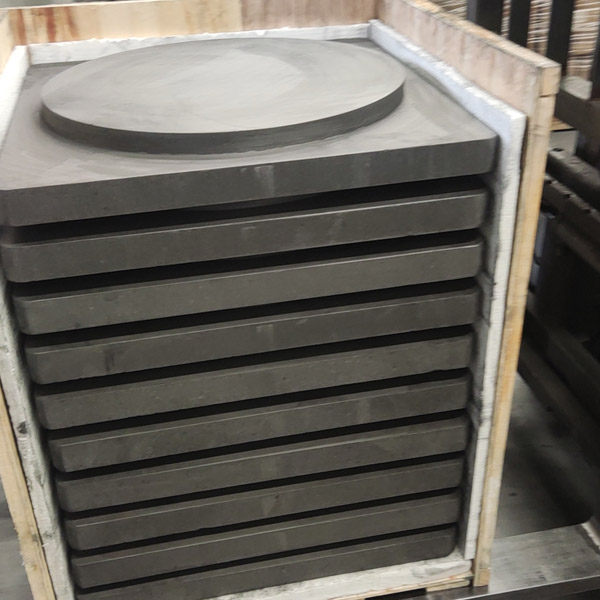 A graphite electrode with large diameter.