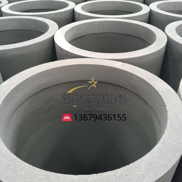 A graphite electrode with large diameter.