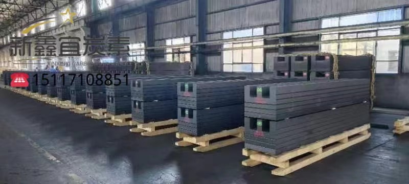 A graphite electrode with large diameter.